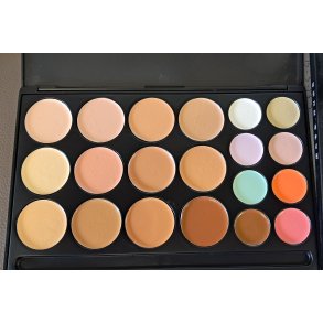 Contouring og foundation palette med 20 farver