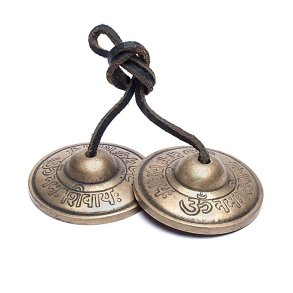 Tingsha Bækkener/Pendler i messing - Om Namah Shivaya