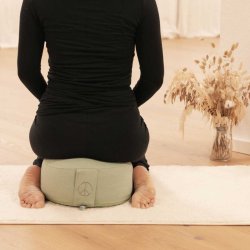 Bodhi Rondo Meditationspude - PEACE lavet i Ukraine - Speltskaller