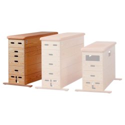 Plint i massivt knastfrit nletr med gte koskind p lget