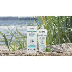 Lavera Naturkosmetik Regenerating Moisturising Day Cream Basis Sensitiv - 50 ml.