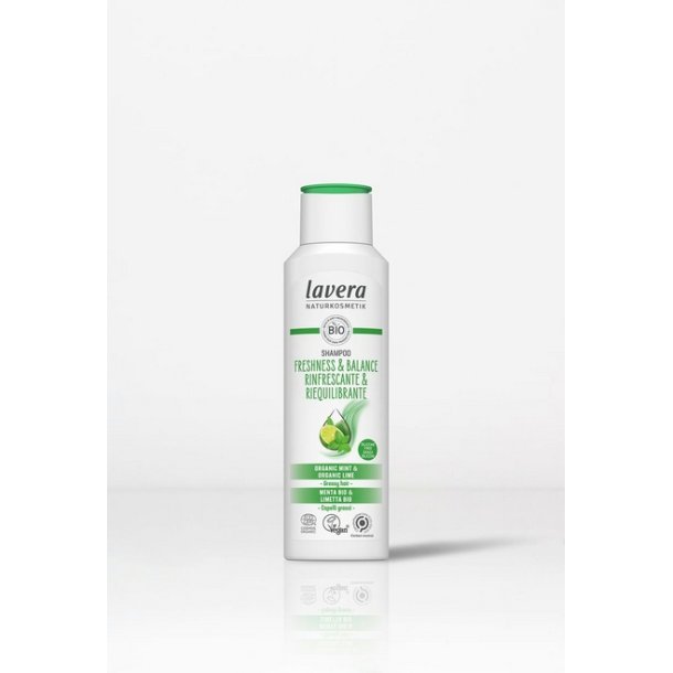 Lavera Naturkosmetik Shampoo Freshness &amp; Balance - 250 ml.