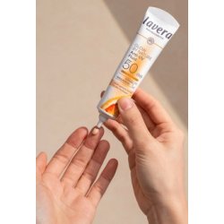 Lavera Glow By Nature Anti-UV Fluid SPF50 - 40 ml.