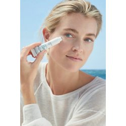 Lavera Naturkosmetik Hydro Refresh Eye Roll-On - 15 ml.