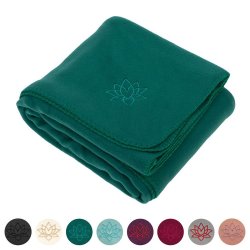 Asana Yogat�ppe i fleece med broderi - 140 x 200 cm.