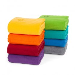 Asana Yogatppe i fleece med broderi - 140 x 200 cm.