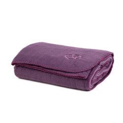 Asana Yogatppe i fleece med broderi - 140 x 200 cm.
